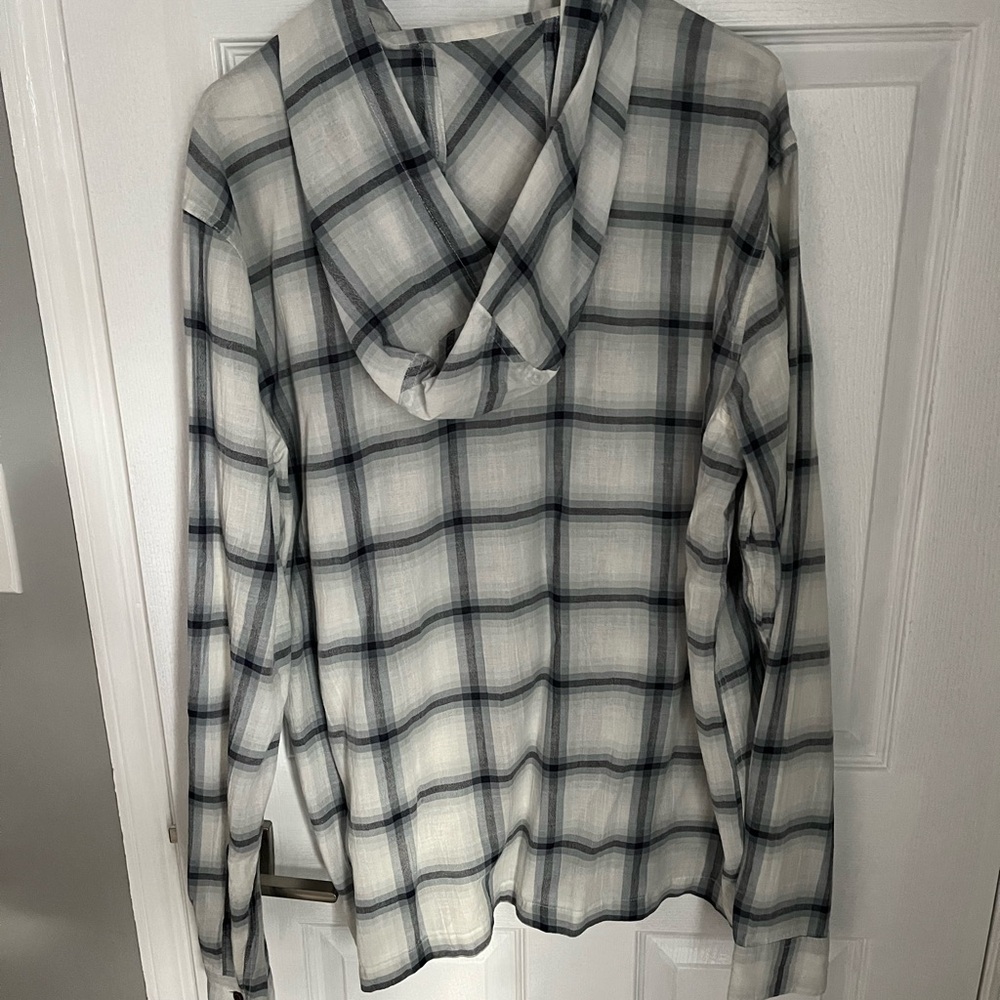 Patagonia 3-button light hoodie - Picture 3 of 3